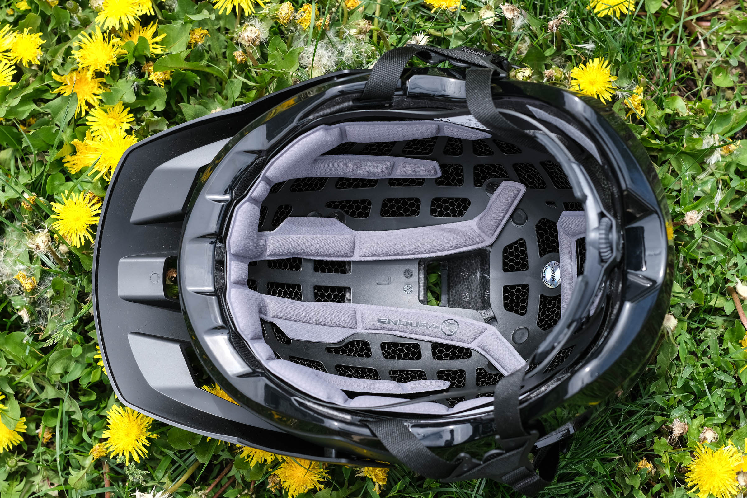 Endura MT500 MIPS mountain bike helmet